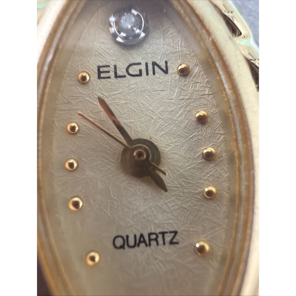 Vintage Elgin Diamond Ladies Watch Oval Textured Dial Gold Tone Stretch Band NEW - Picture 9 of 15